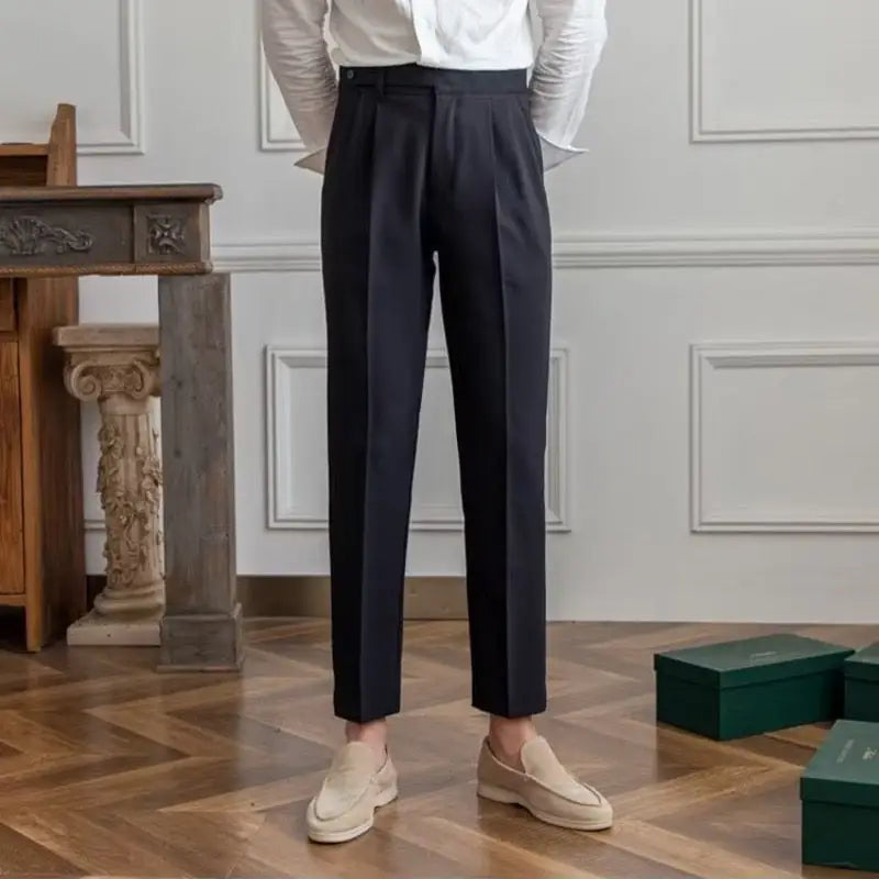 Legacy Pleated Trousers - Black / 31 (S)