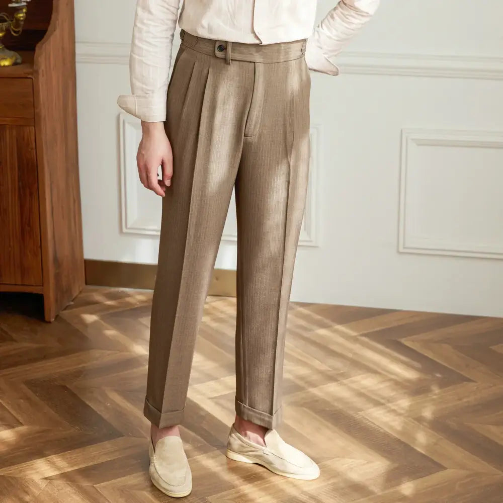Heritage Pleated Trousers - Caramel / 28