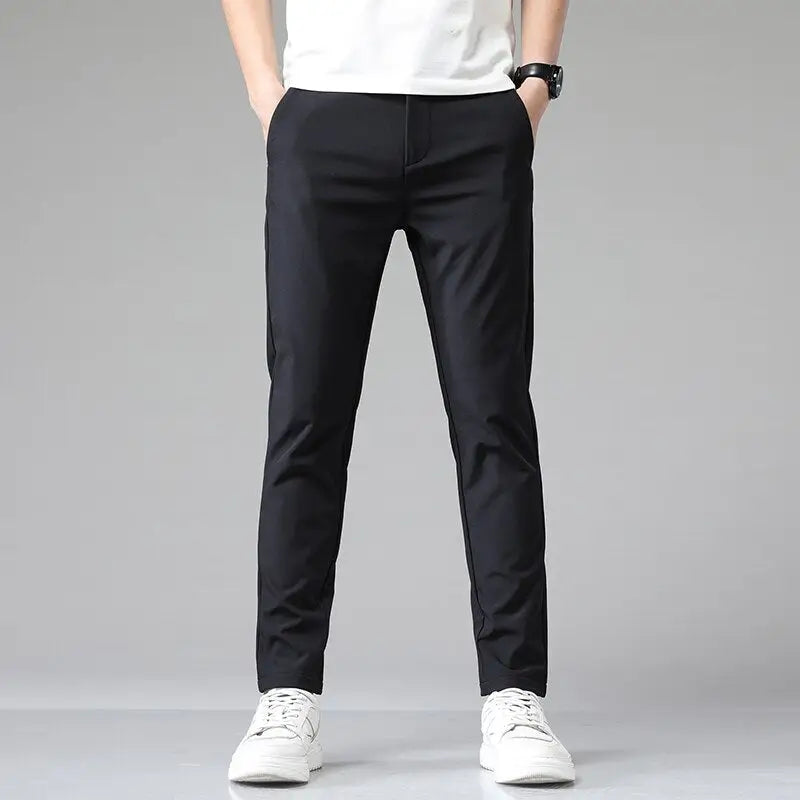 Modern Slim-Fit Trousers Chino pant - Black / 30W / S / 46 EUR