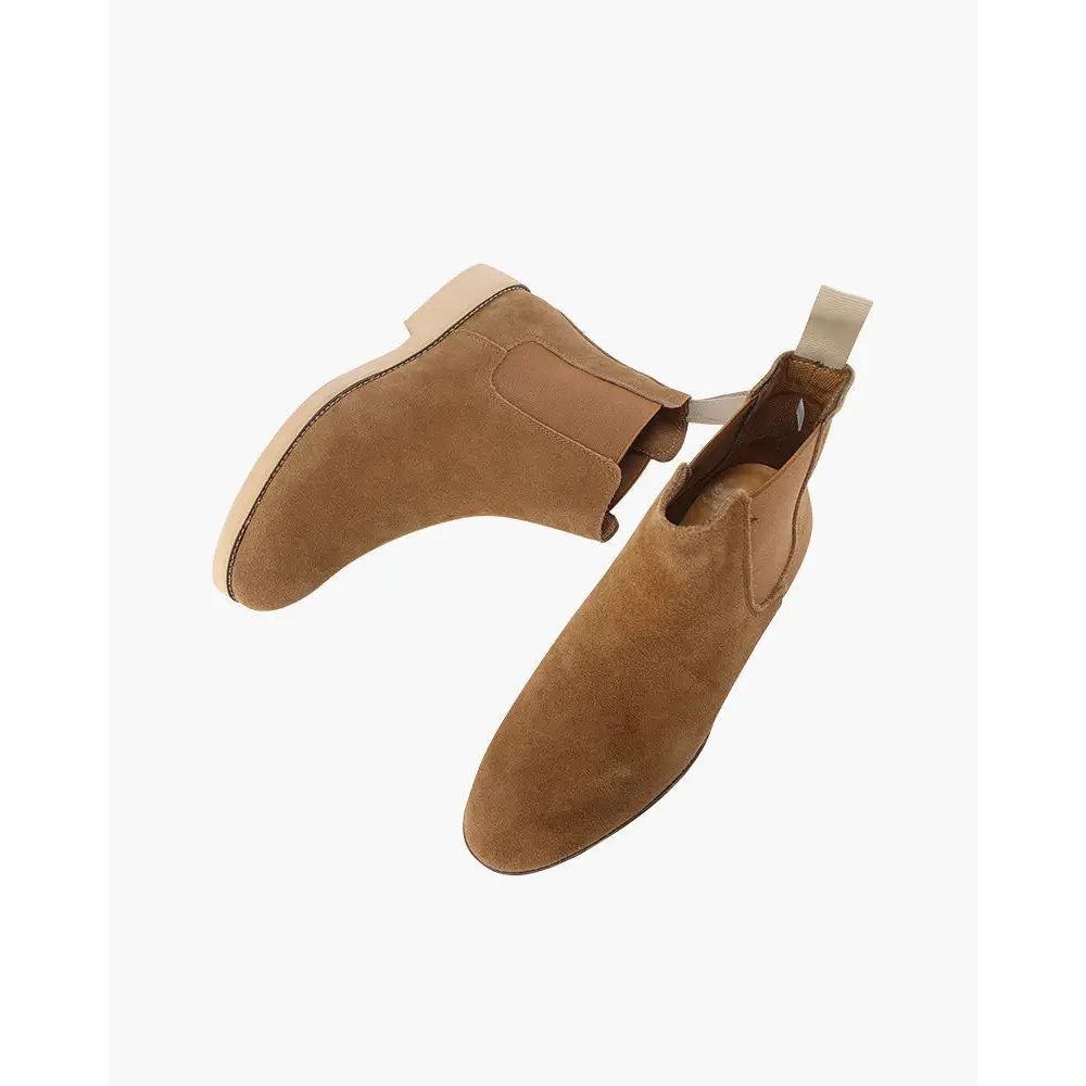 Old Money Chelsea Boots