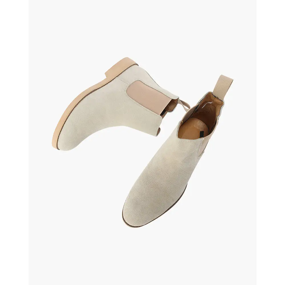 Old Money Chelsea Boots