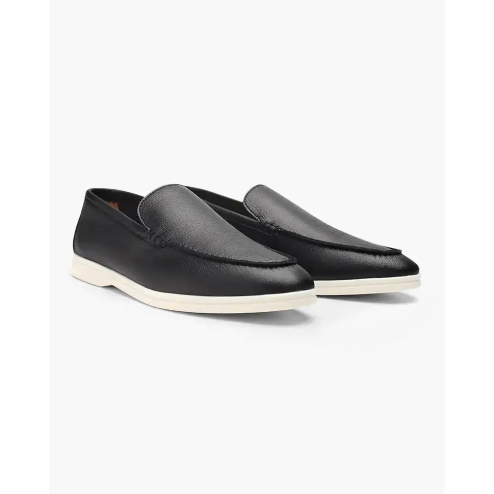 Old Money Cowhide Leather Loafers - Black / 6