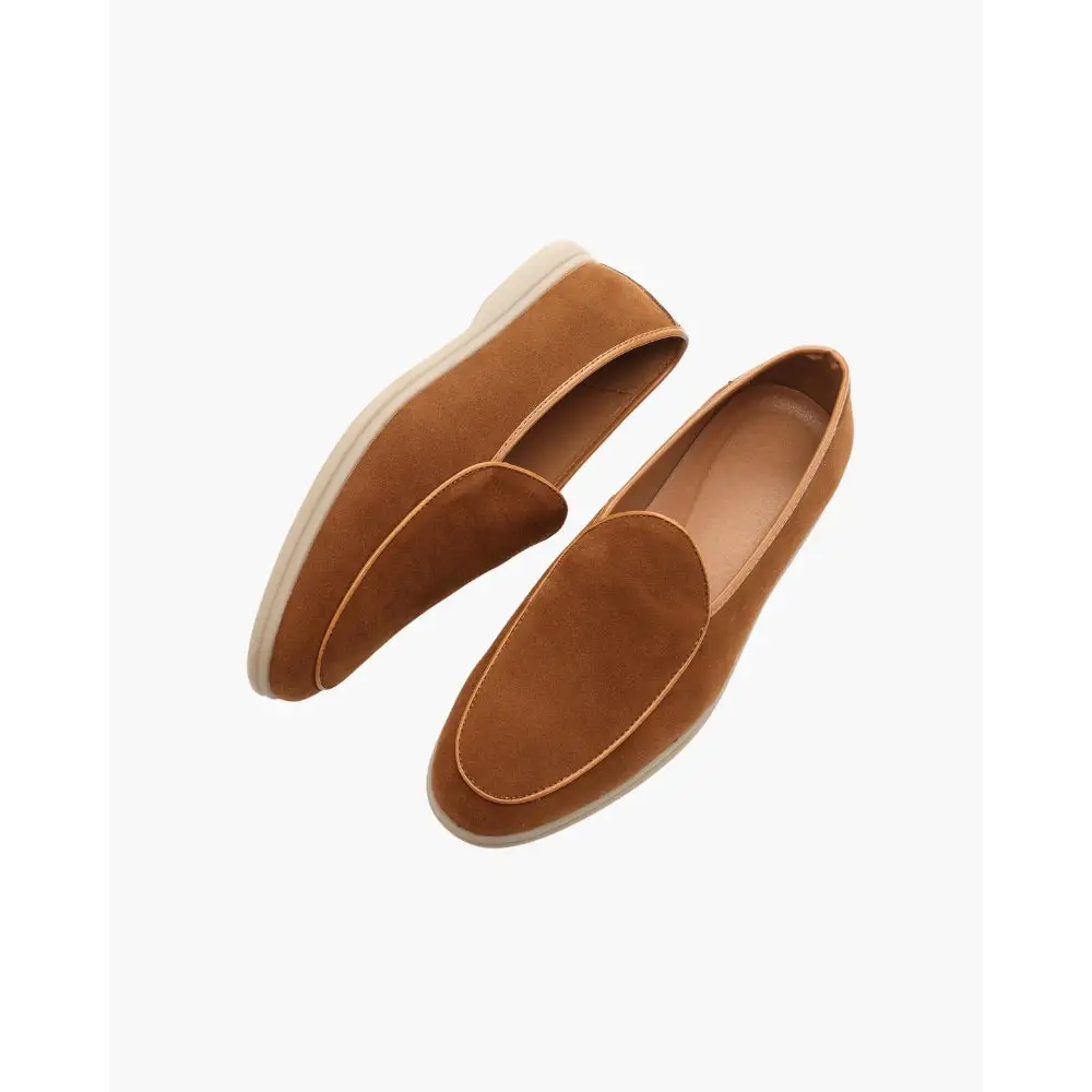 Signature Leather Loafer