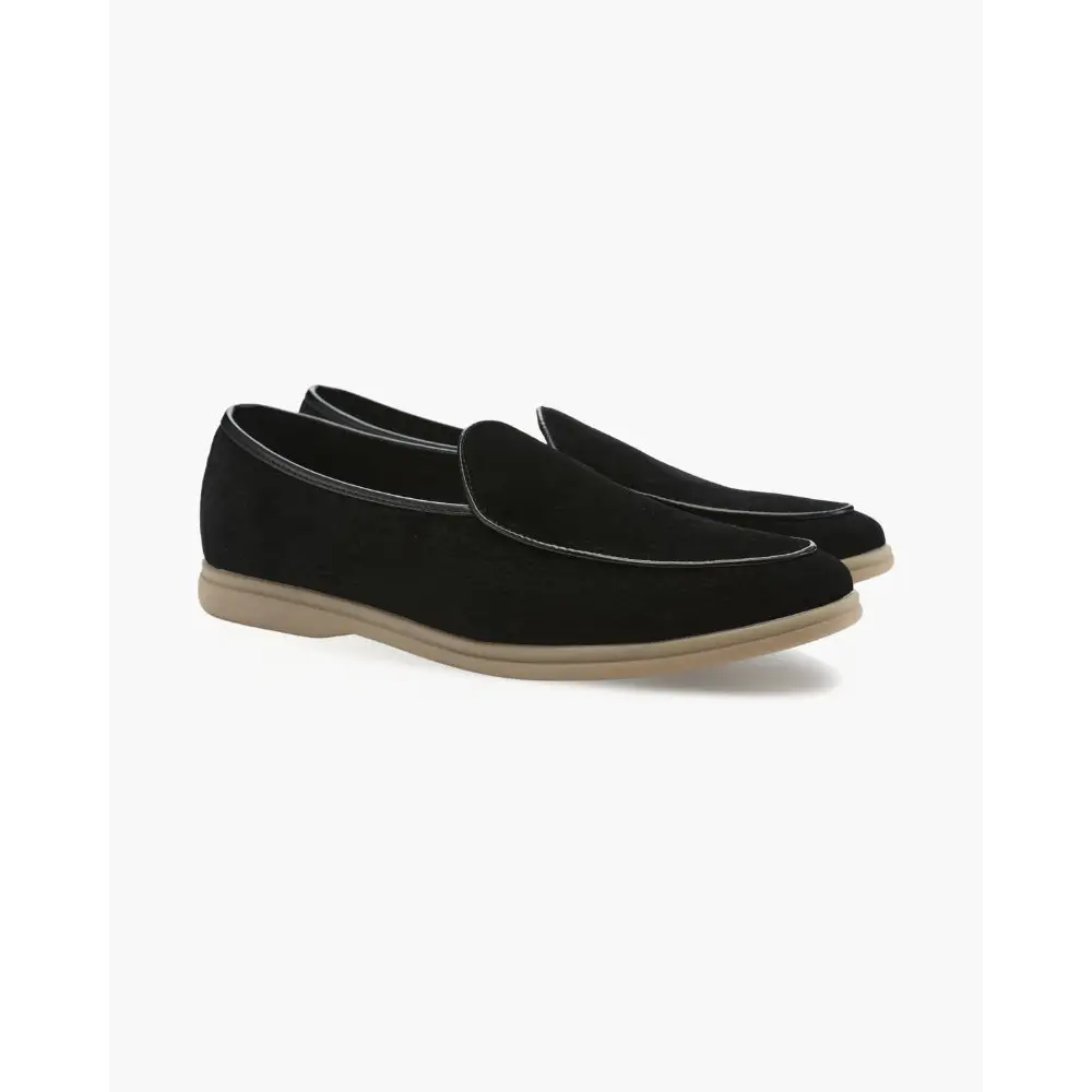 Signature Leather Loafer - Black / 38