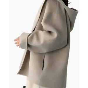 Minimalist Wool Hooded Lady Coat