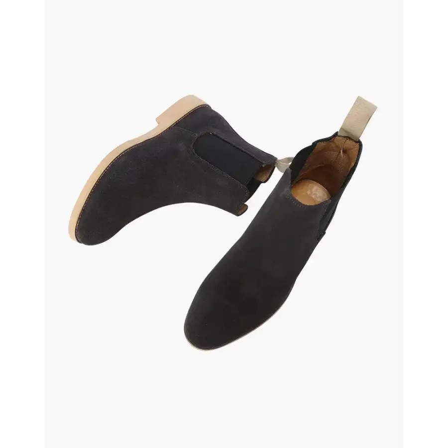 Old Money Chelsea Boots