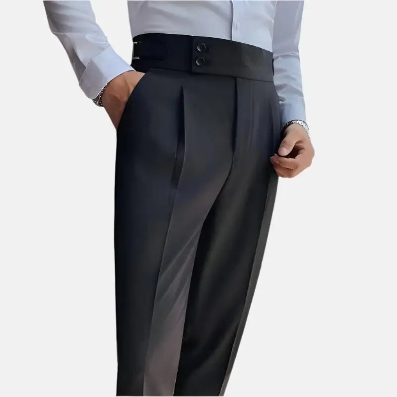 Regal Pleated Trousers - Black / 31 (62.5-65KG)