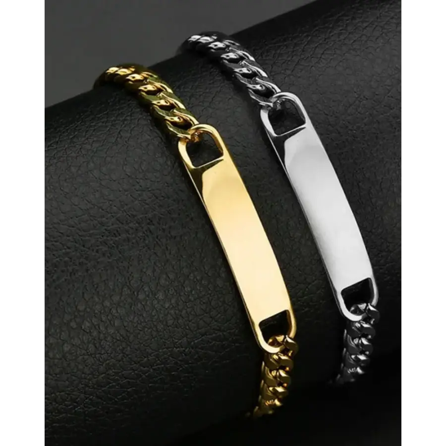 Cuban link chain bracelet detail view gold and silver tones